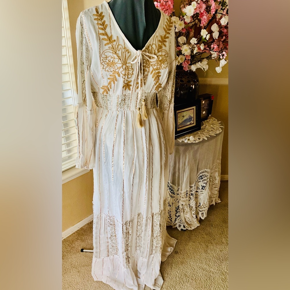 Elegant White and Gold Embroidered Dress